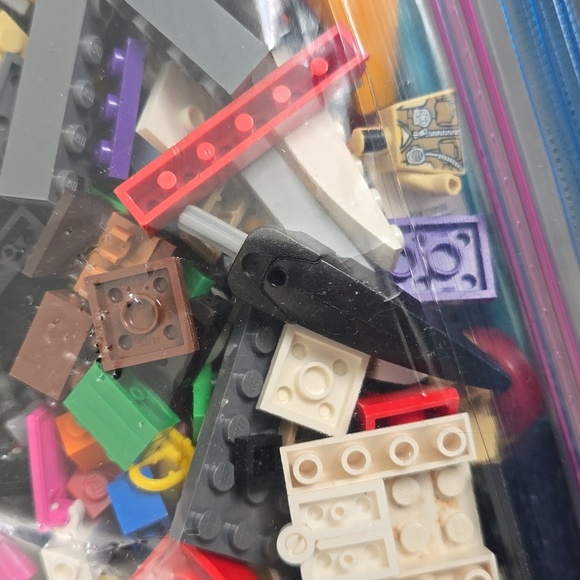 LEGO Mystery Grab Bag of Assorted Lego's| Mystery Bag #25​ - Picture 5 of 11